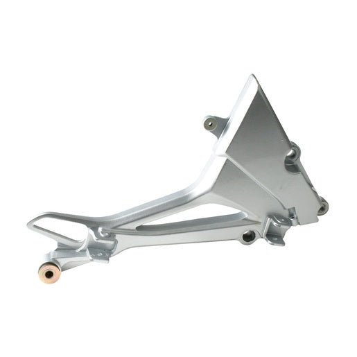 BASE DERECHA DE POSAPIES - DT200 SPORT, FT180, FT200, FT200 AM, FT250, FT250TS, RT180 - FERRETERÍA WITZI