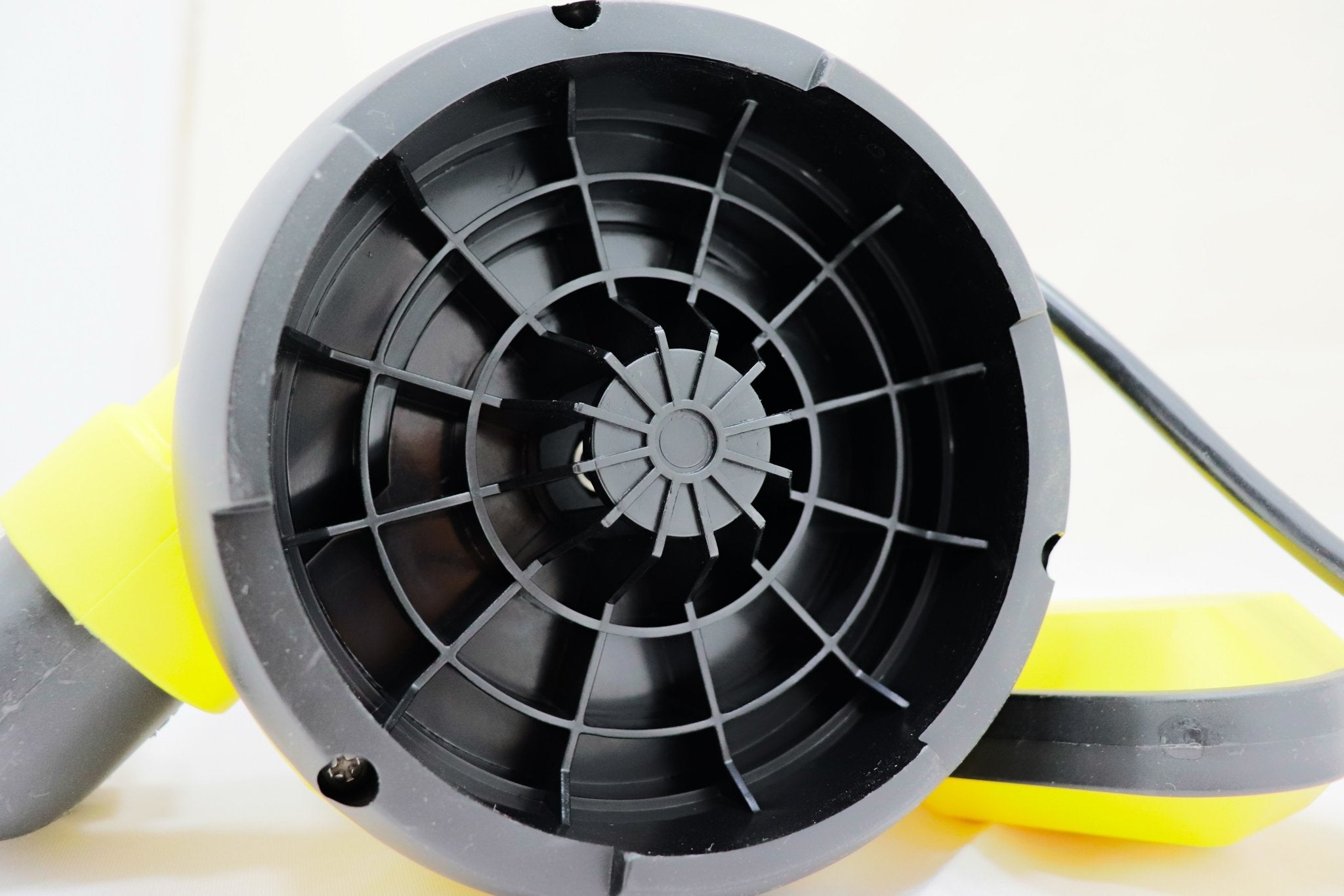 Bomba Sumergible Para Agua Limpia, 1/2HP, Surtek