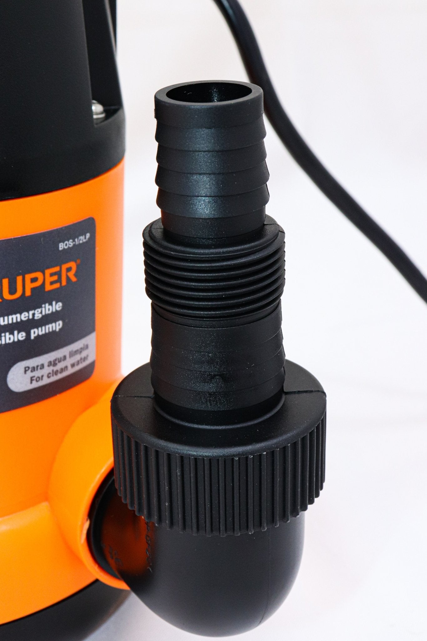 Bombas Sumergible Para Agua Limpia, 1HP, Truper.