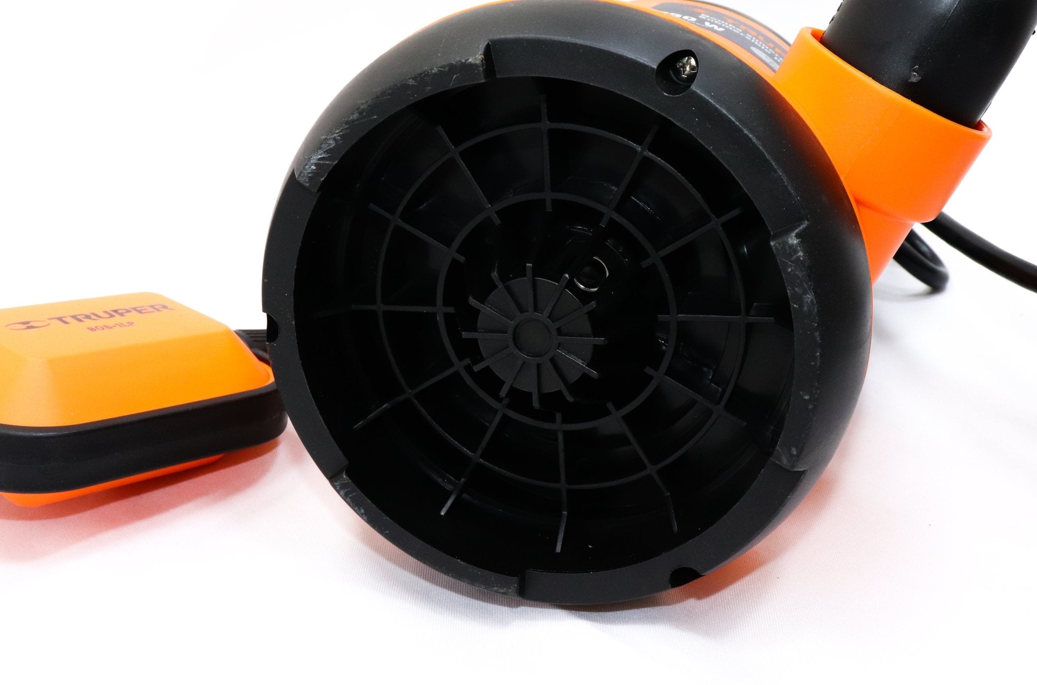 Bombas Sumergible Para Agua Limpia, 1HP, Truper.