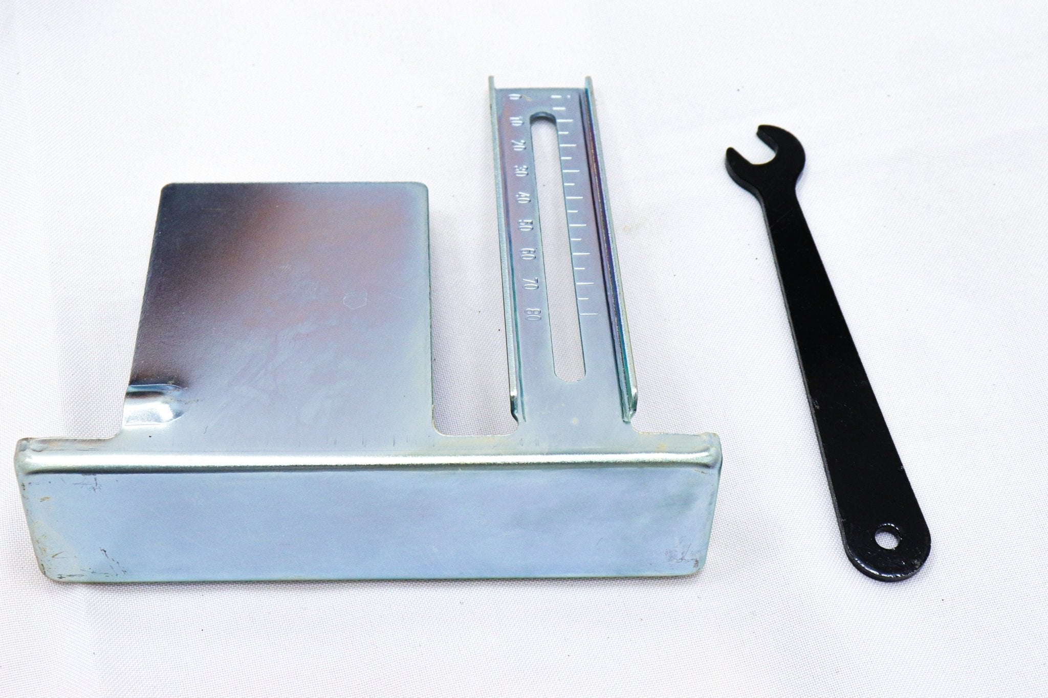 Cepillo Eléctrico Para Madera 3 1/4, 850w Profesional Truper - FERRETERÍA WITZI