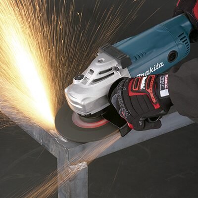 Esmeril 180mm 7" 8,500 rpm, 2,200W, Makita - FERRETERÍA WITZI