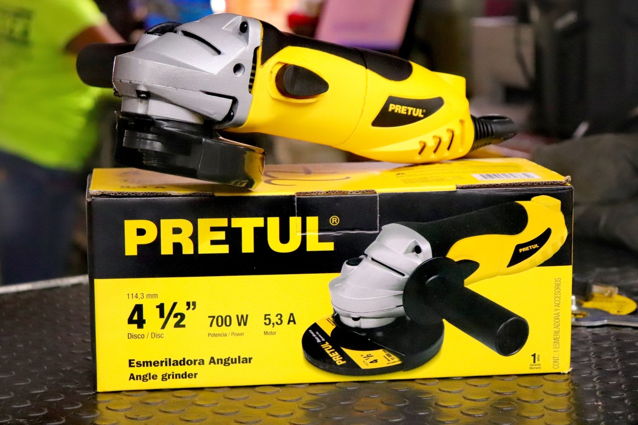 Esmeriladora Angular 4-1/2", 700w, Pretul - FERRETERÍA WITZI