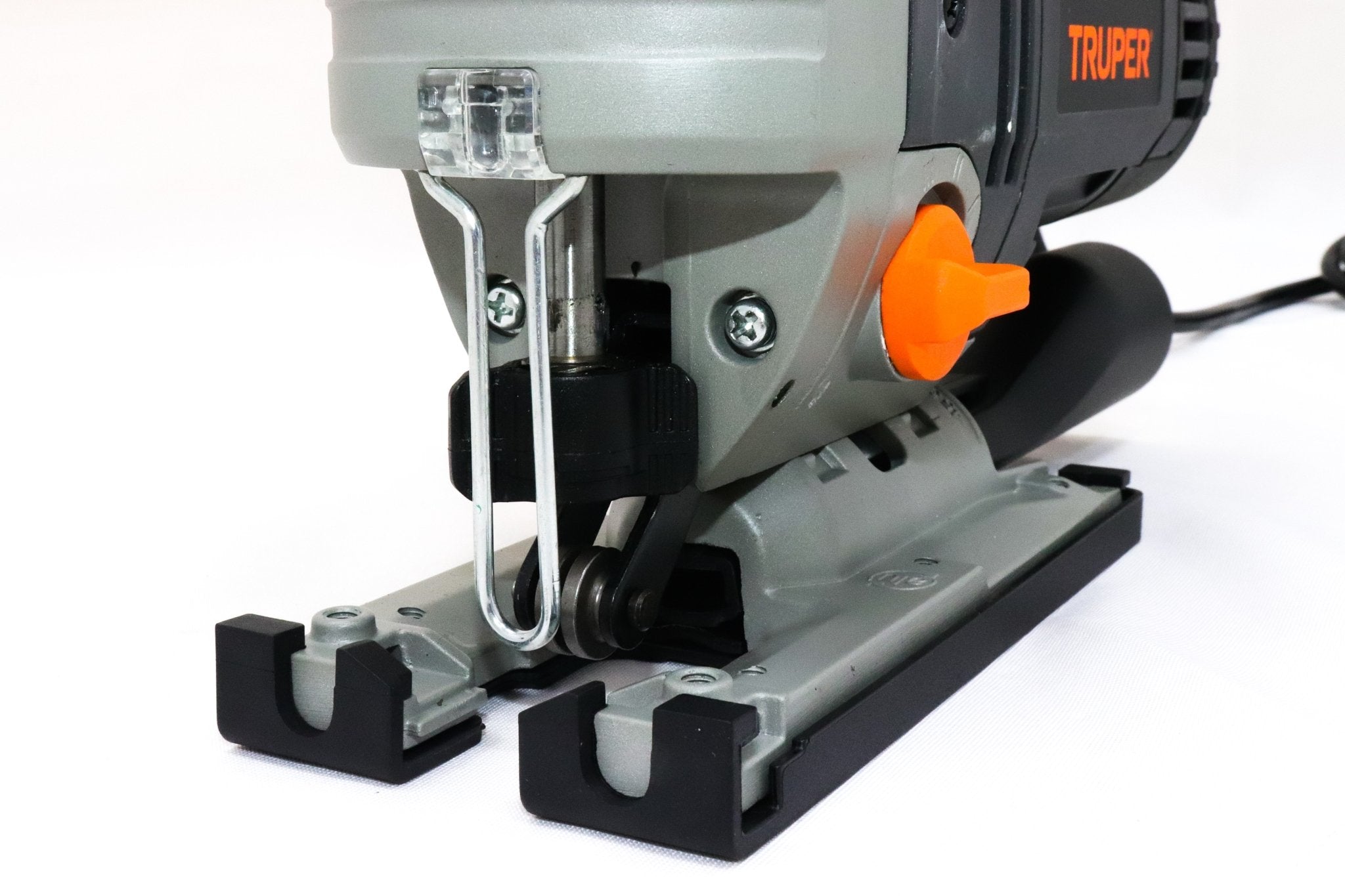 Sierra Caladora 750w, Uso Industrial, Truper - FERRETERÍA WITZI