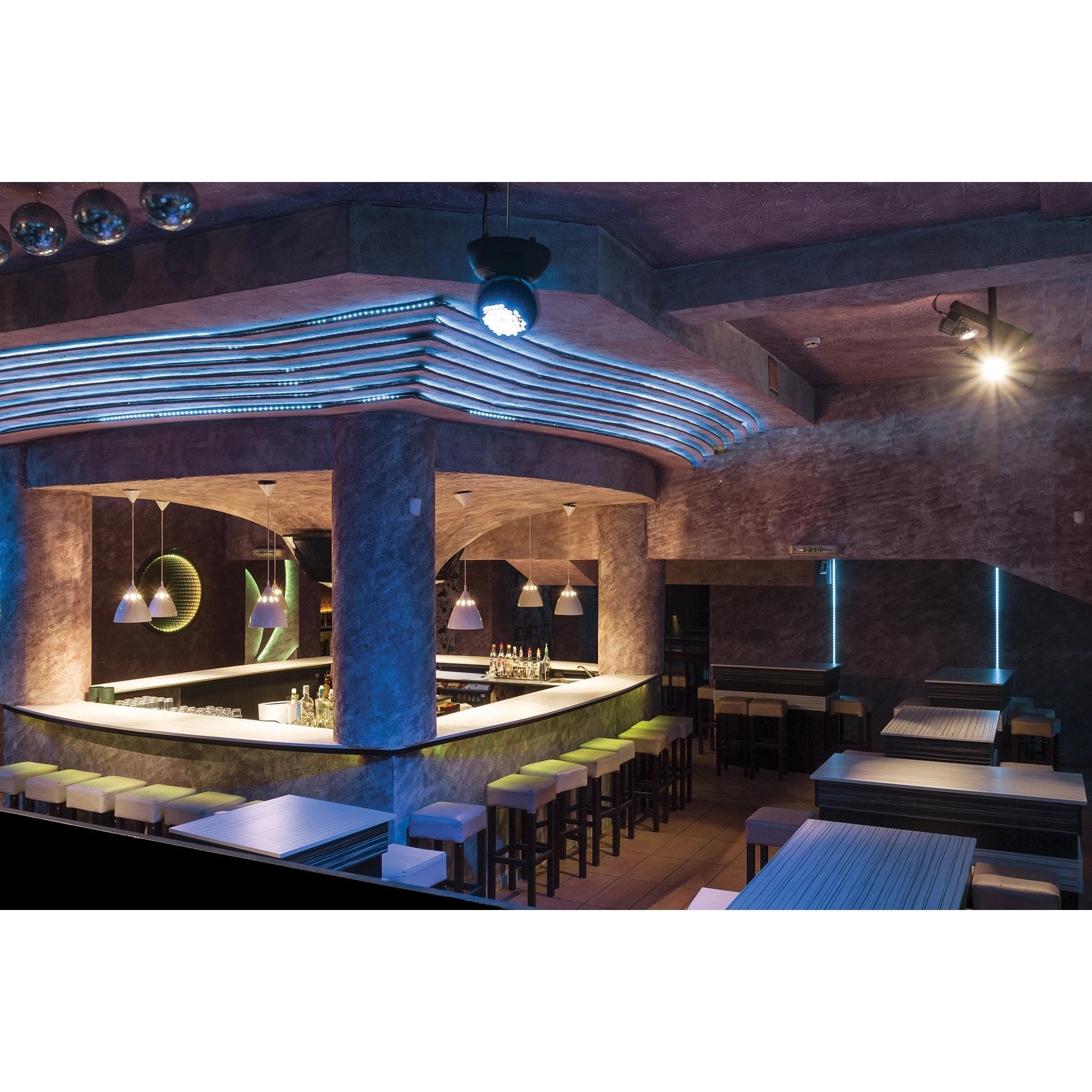 Tira de LED para interior y exterior, 5 m, 18 W, 2700K, Volteck - FERRETERÍA WITZI