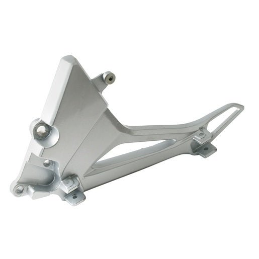 BASE IZQUIERDA DE POSAPIES - DT200 SPORT, FT180, FT200, FT200 AM, FT250, FT250TS, RT180 - FERRETERÍA WITZI